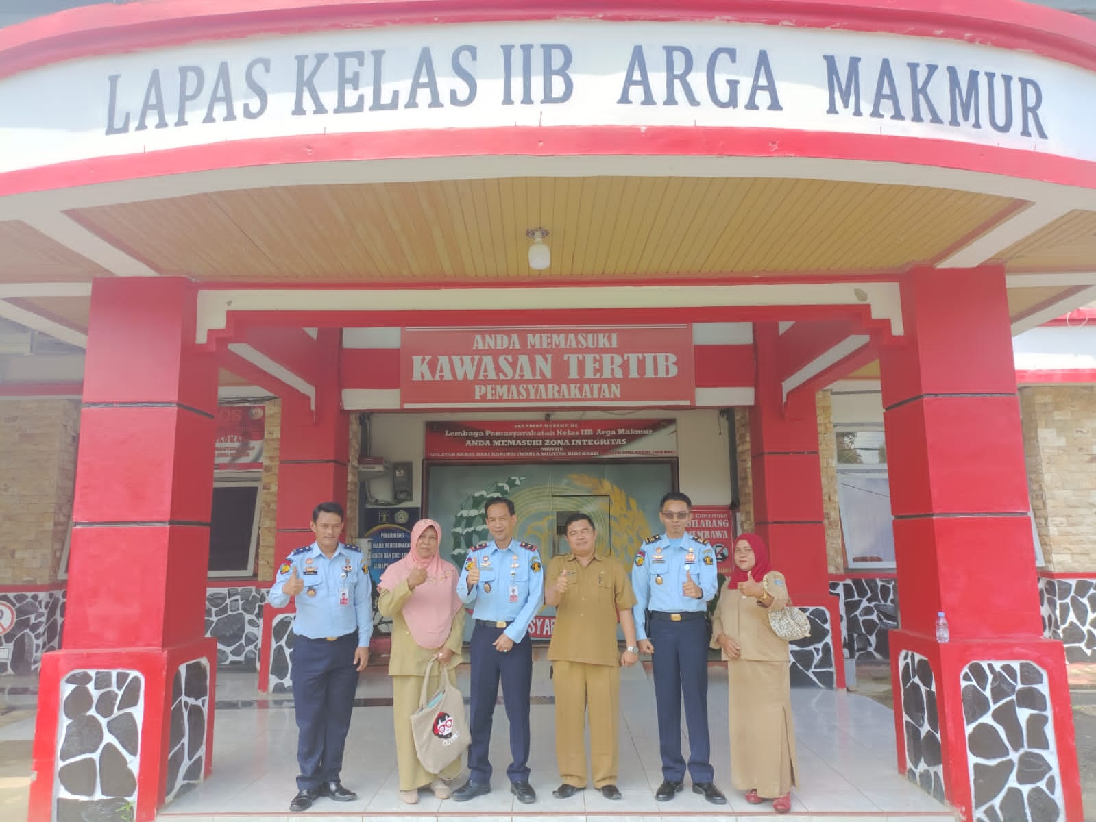Selasa siang ( 28/03/2023 ).