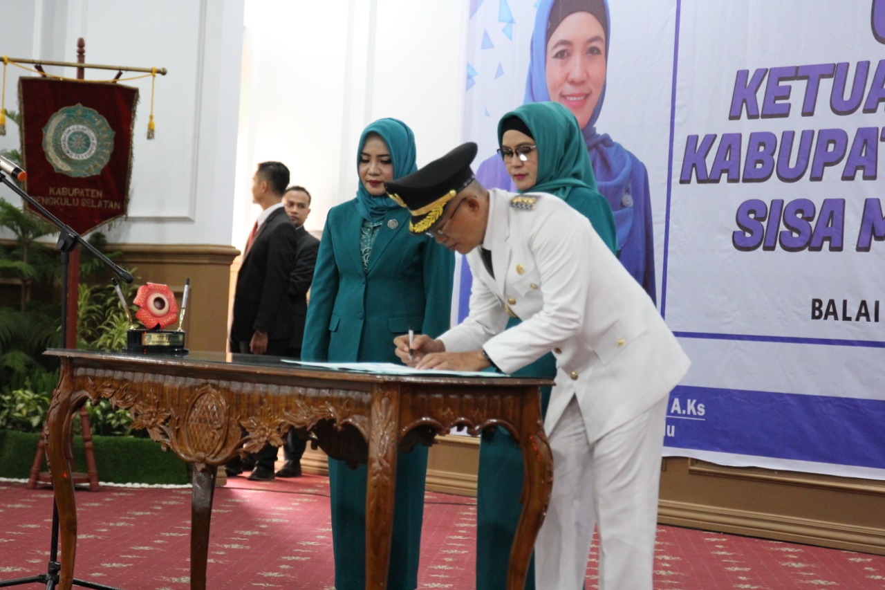 GUBERNUR ,BUPATI BENGKULU SELATAN