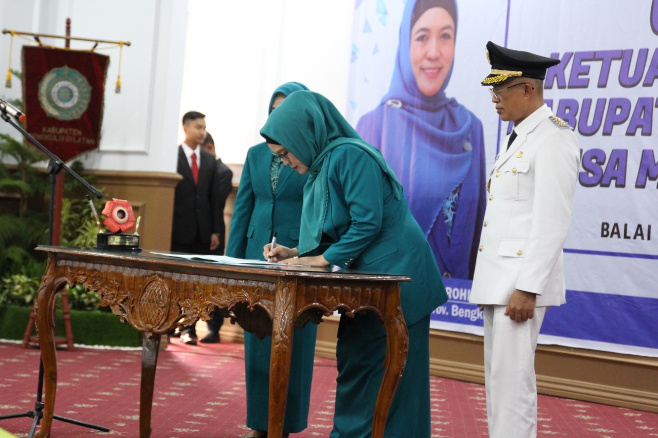 GUBERNUR ,BUPATI BENGKULU SELATAN