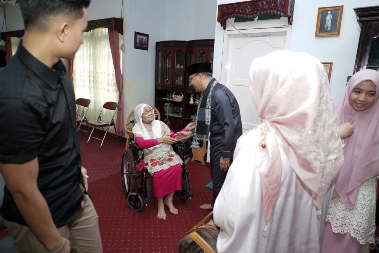 GUBERNUR BENGKULU