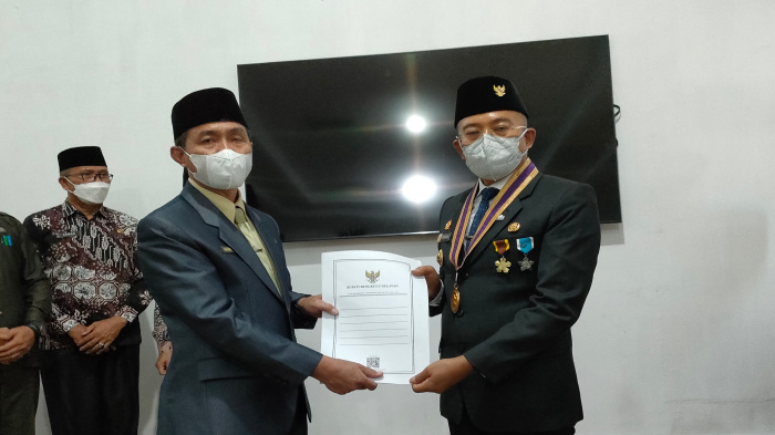 Gusnan Mulyadi SE, Bupati Bengkulu Selatan Lantik Sukarni Sp.MM sebagai Sekkab Bengkulu Selatan
