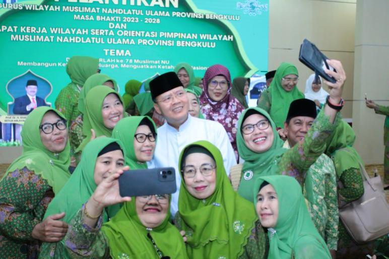 Gubernur Bengkulu, Rohidin Mersyah Dorong Muslimat NU Tingkatkan Kesejahteraan Masyarakat.Sabtu (20/7)(Herdianson - teropongpublik.co.id)