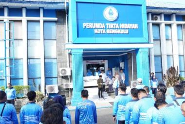 Wali Kota Bengkulu Ajak Pegawai PDAM Tirta Hidayah Bekerja Profesional dan Berdedikasi untuk Rakyat*