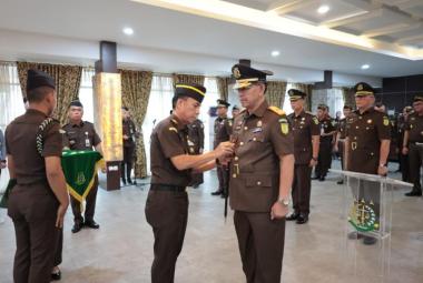 Kejati Bengkulu Lantik Pejabat Eselon II dan III, Wujudkan Penguatan Kinerja dan Integritas Lembaga